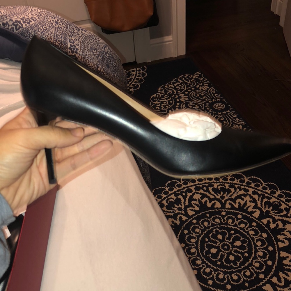 Salvatore ferragamo fiore black leather heels - Picture 5 of 6